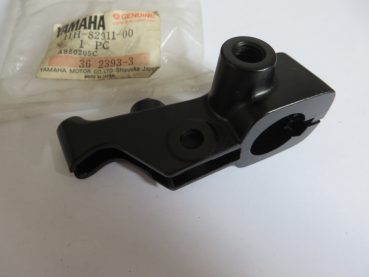 Yamaha Hebelhalter links RD80 LCII RD125 LC lever holder Original NEU