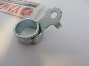 Yamaha Bremsschlauch Halter RD50 DX holder brake hose 526-25875-00 original NOS