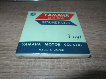 Yamaha Kolbenringe XZ550 piston rings Übermaß 1.00 mm 11H-11610-40 Original Neu