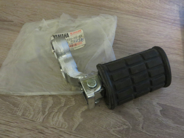 Yamaha Fußraste vorne rechts XV535 Virago (1987-1988) front Footrest RH 2GV-27420-00-93 Neu