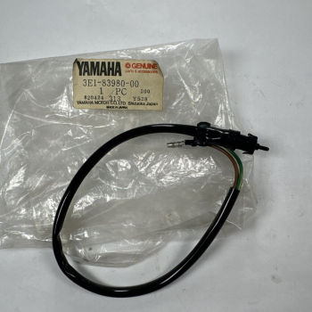 VORDERRAD-BREMSLICHTSCHALTE FRONT STOP SWITCH ASSY YAMAHA XT550 3E1-83980-09 Original Neu