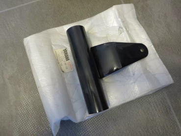 Yamaha Lampenhalter rechts XS1100 5K7 Headlight bracket RH 5K7-23131-00-5R Original NEU