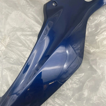 Preview: SUZUKI UC125 SIDE COVER SEITENVERKLEIDUNG NOS 48181-21F00-Y7H HB0042
