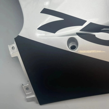 SUZUKI GSX 750X UNTERE VERLEIDUNG 94407-33E70-Y2X NEU ORIGINAL HB0044