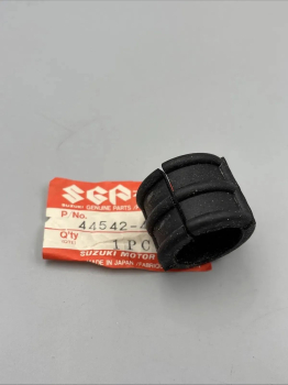 SUZUKI GUMMI GS1100E GSX750 LT300E GSX1100 CUSHION,FUEL TANK,UPPER XX36926