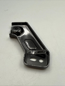 SUZUKI BLINKERHALTER HINTEN RECHTS GSX500ES GS550ES BRACKT,RR TURN SIGNAL X36986