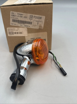Yamaha SUZUKI BLINKLEUCHTE VL800 LAMP ASSY,FRONT TURN SIGNAL,R XX22922 35601-41FB1 Original Ersatzteil – MG-Teileshop