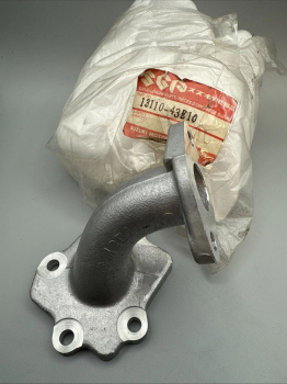 SUZUKI TR50 1998-2000 ANSAUGTUTZEN 13110-43E10 Intake Manifold ORIGINAL XX37098