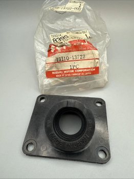 SUZUKI RG80 1985-1991 ANSAUGTUTZEN PIPE,INTAKE 13110-13722 XX37100