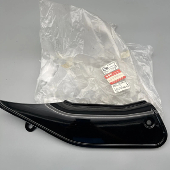 SUZUKI RV 125 VERKLEIDUNG SEITENDECKEL FRAME SIDE COVER ORIGINAL NEU SA0603