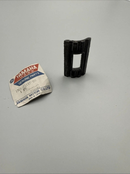 SUZUKI GUMMI LAMPENHALTER XT500/S alle GASKET UPPER COVER XX36330