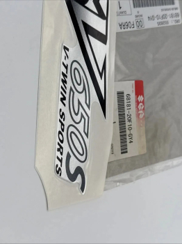 SUZUKI EMBLEM, SEITENKAPPENVERKLEIDUNG SV650 SV650S EMBLEM,COWLING SIDE D01671