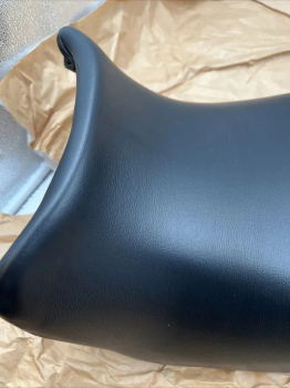 SUZUKI GSX1100F SITZ SEAT 45100-48B20-58R ORIGINAL K01550