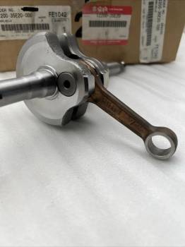 SUZUKI KURBELWELLE CRANKSHAFT ASSY 12200-35E20-000 AY50 1997-2001 NEU XX21411