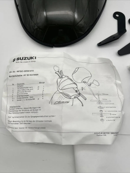 SUZUKI AY 50 KATANA WINDSCHUTZSCHEIBE WINDSHIELD ORIGINAL NEU K01695
