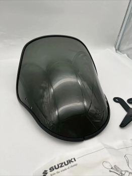 SUZUKI AY 50 KATANA WINDSCHUTZSCHEIBE WINDSHIELD ORIGINAL NEU K01695