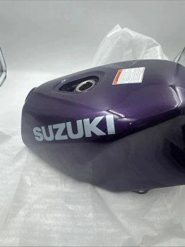 SUZUKI RG80 1985-1991 KRAFTSTOFFTANK BENZINTANK LILA FUEL TANK PURPLE NEU S00004