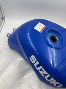 SUZUKI GSX-R750W KRAFTSTOFFTANK BENZINTANK FUEL TANK S00015