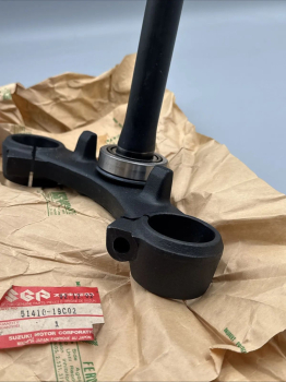 SUZUKI UNTEN GABELBRÜCKE GSX600F GSX750F STEM,STEERING LOWER FORK YOKE XX23271