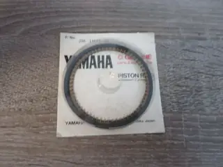 Yamaha Kolbenringe STD XS1 XS2 TX650 piston rings 256-11610-00 Original NEU