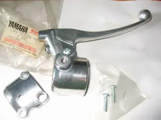 Yamaha Hebelhalter rechts LB3-M Bop LB3-80 LB50 LB80 Chappy Bremshebel 395-82920-93 Original NEU