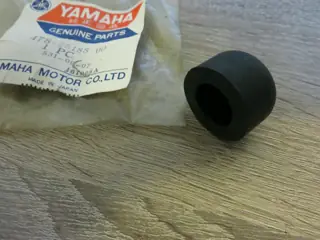 Yamaha Gummikappe hintere Radachse LB50 LB80 Chappy  LB3-M LB3-80 Bop  478-25188-00