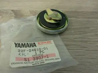Yamaha Bop LB3M LB3-80 Chappy LB50 LB80 Tankdeckel 22F-24610-10 Original NEU