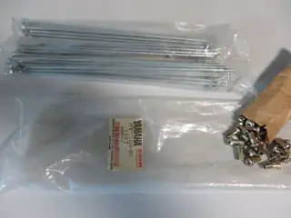 Yamaha Speichensatz vorne DT80 LCI DT125 LC DT175 MX DT125 MX 2A6-25104-00 NOS