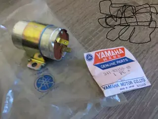 Yamaha Blinkrelais für Deutschland TX750 Flasher relay for Germany 341-83350-40 Neu