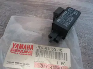 Yamaha Blinkrelais FZR1000 FJ1200 TDM850 XJ600 Flasher relay 3YA-83350-10 Original