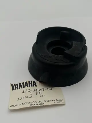 YAMAHA Buchsenabdeckung FJ1200A XJ900 XJ650 Cover, Socket 4E2-84397-00 ORIGINAL NEU
