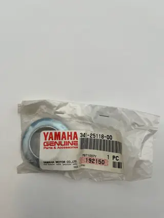 YAMAHA STAUBDECKEL, RADNABE RD350 XS500 SR500 SR400 COVER, HUB DUST 341-25118-00 ORIGINAL NEU