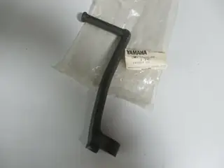 Yamaha Kickstarter DT250 MX DT400 MX kick crank 1M1-15611-02 Original NOS