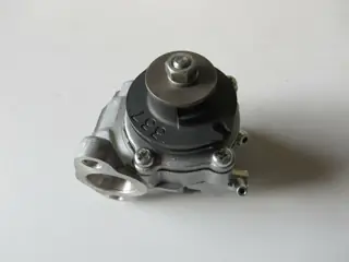 Yamaha Ölpumpe RD80 MX DT80 MX oil pump 2A3-13101-00 Original NEU
