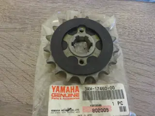 Yamaha Ritzel 17 Zähne XJ600 3KM 1991 sprocket 3KM-17460-00 Original Neu