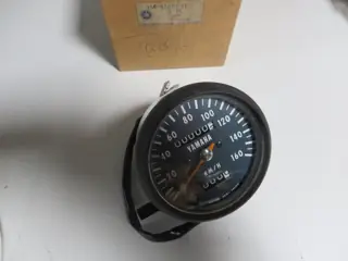 Yamaha Tacho Tachometer DT250 DT400 speedometer Original NOS