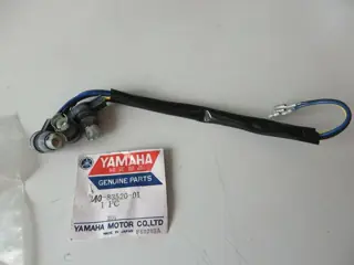 Yamaha Steckerkabel Drehzahlmesser RD250 RD400 cord socket 1A0-83520-01 NOS