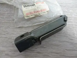 Yamaha Fußraste vorne links RD250 RD400 SR500 XS1100 RD350 XS650 SR500 3CK-27451-00