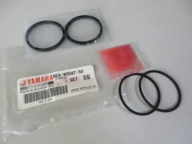 Yamaha Bremssattel Dichtsatz hinten XJR1300 FZS1000 5EA-W0047-50 Original NEU