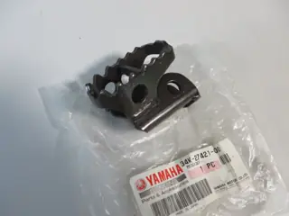 Yamaha Fußraste Fussraste rechts TT600 footrest RH Original NEU