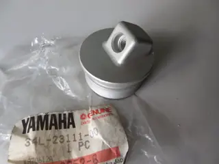 Yamaha Gabel Verschluss XT600Z TT350 TT250 fork cap Original