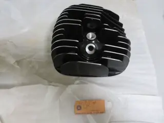 Yamaha Zylinderkopf DT175 cylinder head  443-11111-00 original NOS