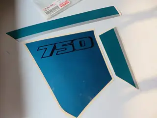 Yamaha Aufkleber Seitenverkleidung links XTZ750 Super Tenere Sticker graphic 3LD-28301-C0