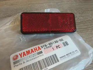 Yamaha Reflektor Rückstrahler DT125R SR250 XJ550 XJ600 XJ650 SRX600 XV250 XV535 Virago YSR80 rear reflector Original NEU