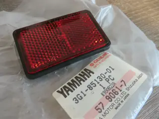 Yamaha Reflektor Rückstrahler DT50R DT50 MX TDR125 TDR250 FZ750 FZR1000 RD500 XTZ660 XTZ750 TRX850 FJ1200