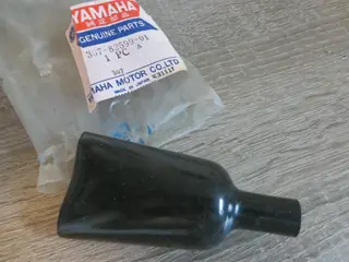 Yamaha Kabelbaum Steckerschutzhülle RD125 DT175 DT250 DT360 DT400 connector cover 307-82599-01 NOS