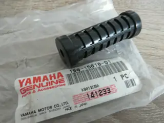 Yamaha Kickstarter Gummi DS6 DS7 DT1 DT125R DT80 LCI LCII RD250 RD350 DT175 DT250 MX DT400 TY250 cover kick crank 156-15618-01 Original