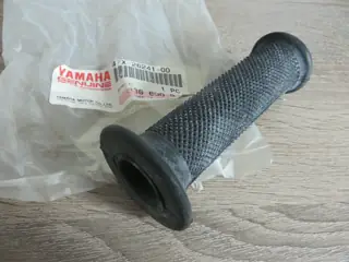 Yamaha Griffgummi links RD500 FZR1000 FZR750R TZ125 TZ250 left handle grip 47X-26241-00