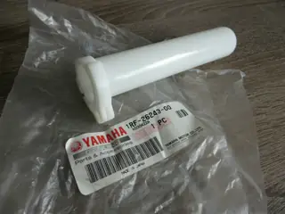 Yamaha Gaszug Führungsrohr Gasgriff XT250 XT350 XT550 XT600 XT600Z XTZ750 TT350 TT600 S throttle guide Original NEU