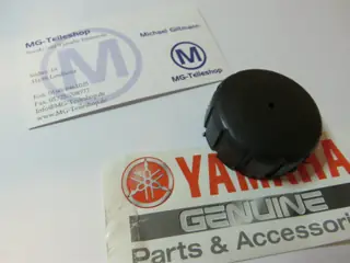 Yamaha Tankgummi DT80 RD250 RD350 RD400 XJ550 TY125 TY175 TX750 XS500 XS650 XT250 SR125 locating damper Original